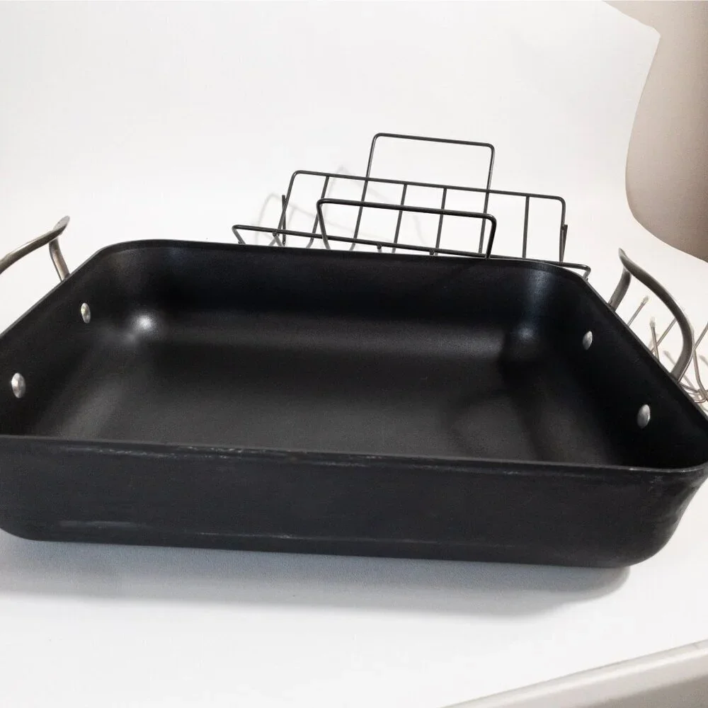Calphalon Contemporary Hard Anodized Nonstick 16-Inch Roasting Pan